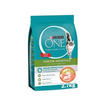 Purina One Adult Indoor Advantage with Chicken Dry Cat Food - 2.7 kg