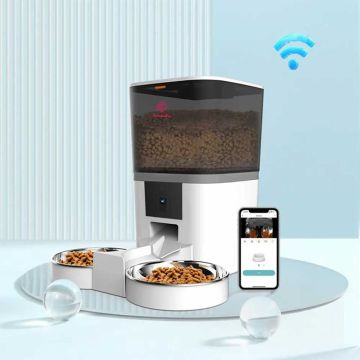 Petaholic Automatic Pet Feeder with 2 Stainless Plates and Camera